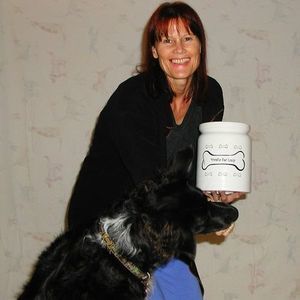 Meet your Posher, Deena